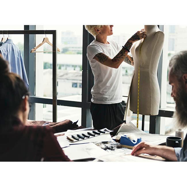 Es posible que varias personas sean consideradas como autores de una misma creación de moda en el Perú.